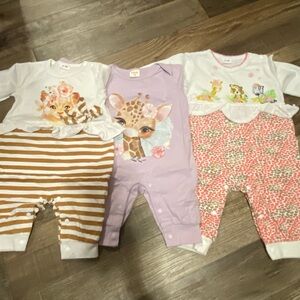 Set of 3 baby one piece button up 0-3/3-6 months